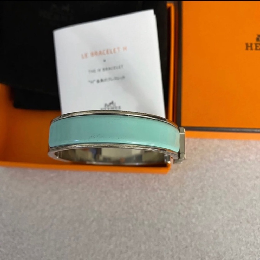 💯HERMES Tiffany-Blue Enamel Clic Clac H Bracelet - Picture 9 of 9